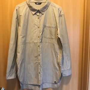 Women’s The North Face button down shirt